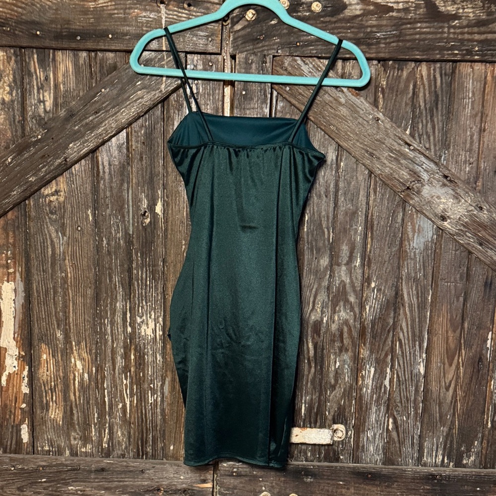 Windsor Emerald Satin Mini Dress - Picture 2 of 4